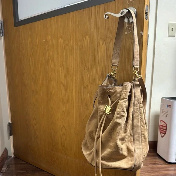 Ralph Lauren Tan Leather Shoulder Bag with Slouchy Design - Picture 1 of 5
